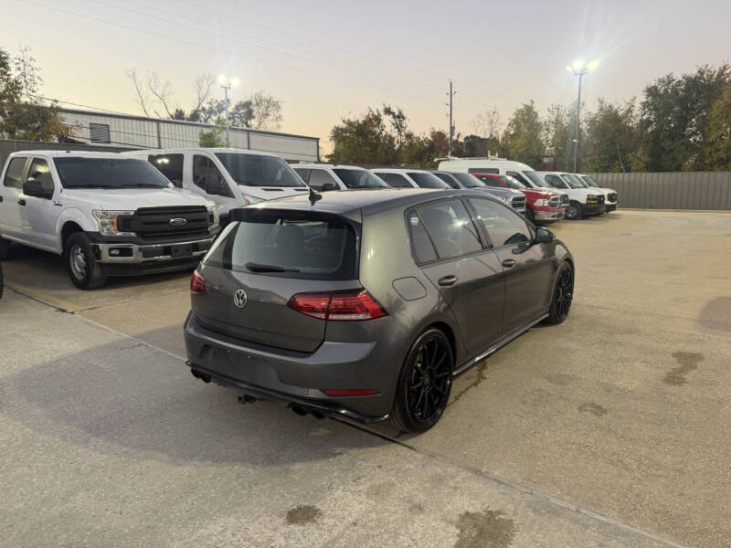 2018 Volkswagen Golf R 4Motion