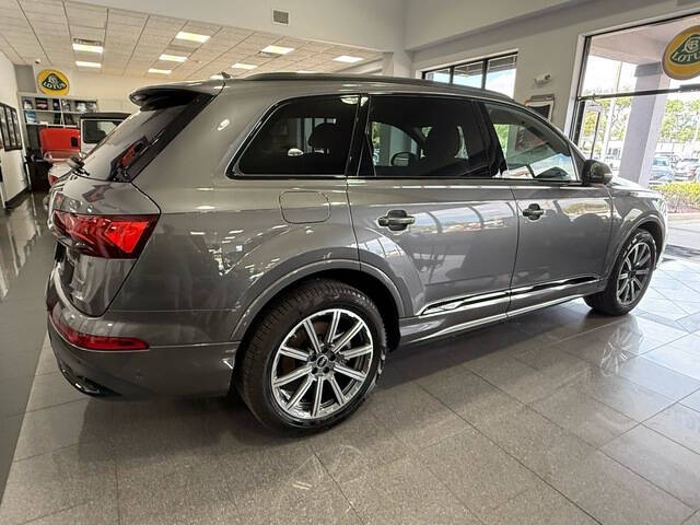 2024 Audi Q7 quattro Premium Plus 45 TFSI