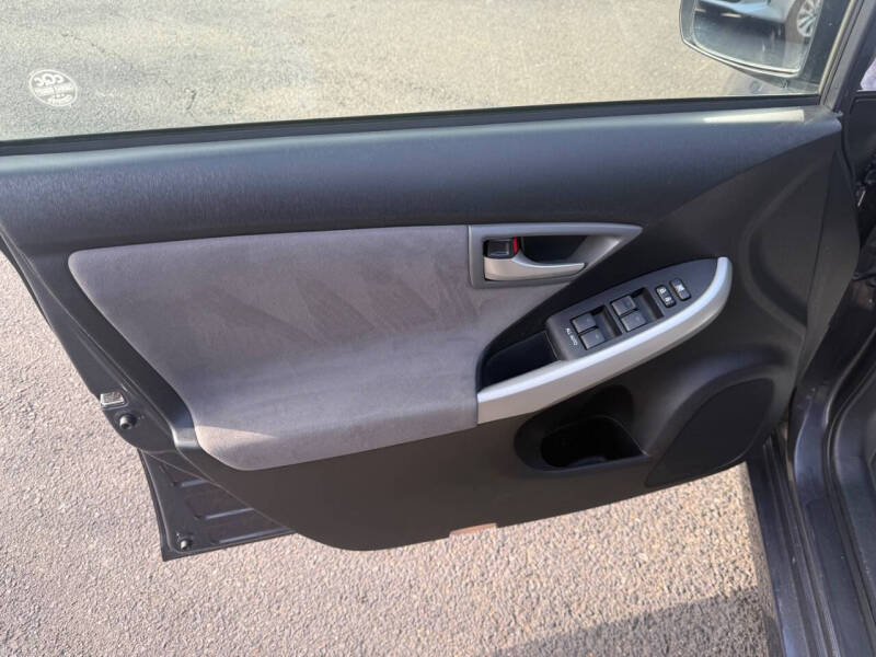 2013 Toyota Prius Two