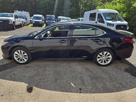 2013 Lexus ES 300h