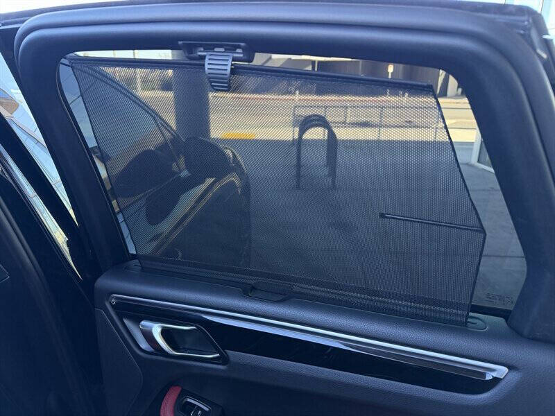 2017 Porsche Macan S