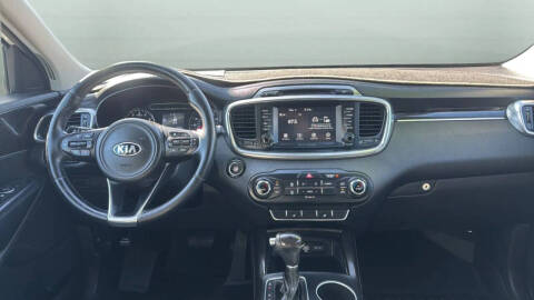 2017 Kia Sorento EX