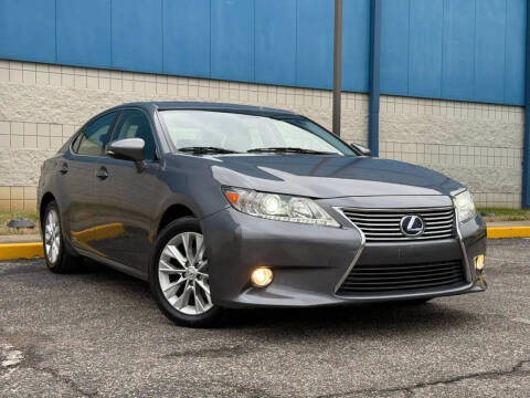 2013 Lexus ES 300h