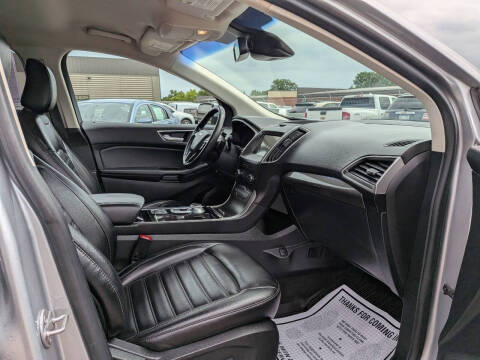 2020 Ford Edge SEL