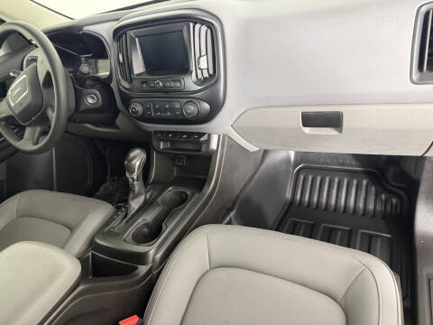 2022 GMC Canyon Elevation Standard