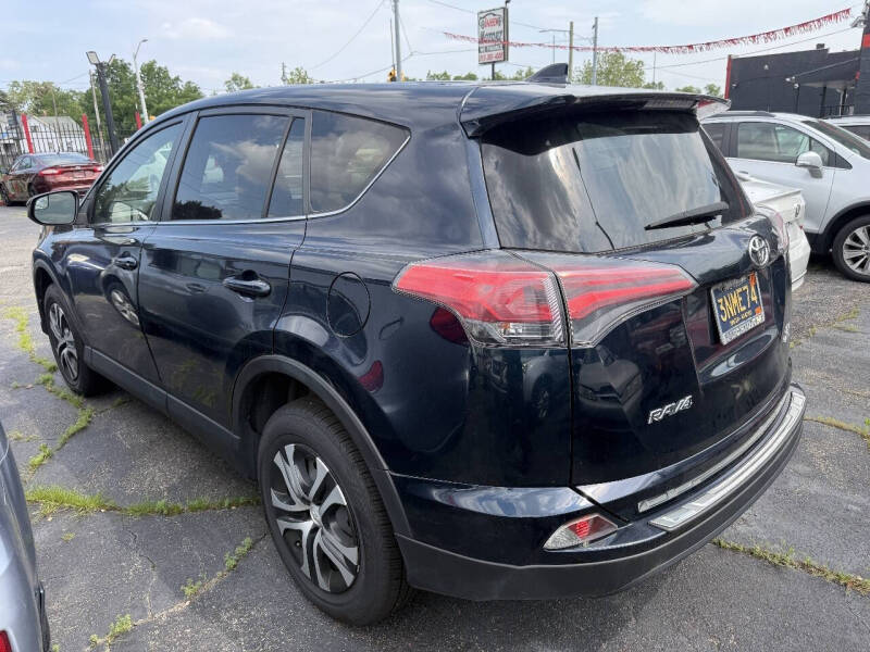 2018 Toyota RAV4 LE