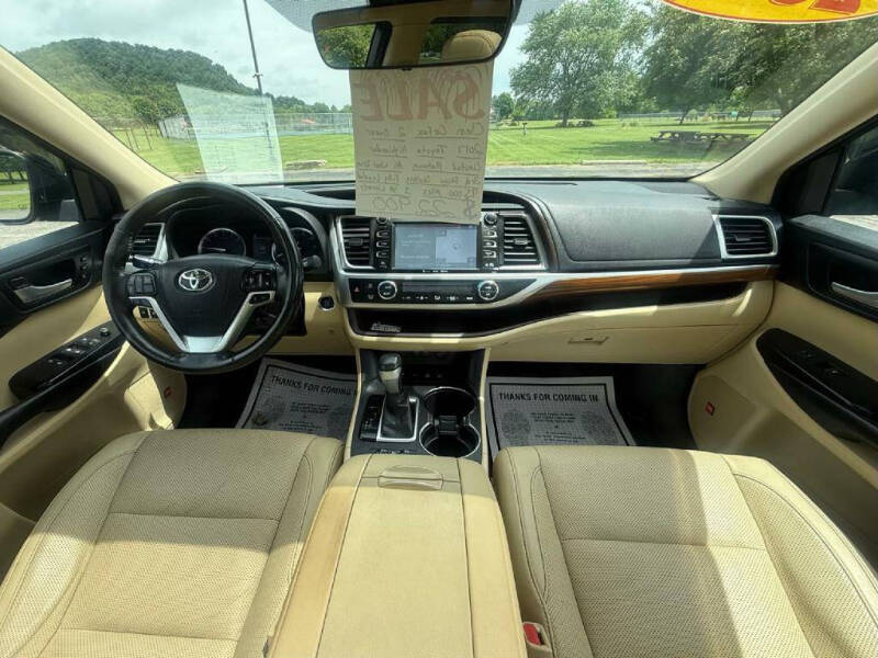 2017 Toyota Highlander