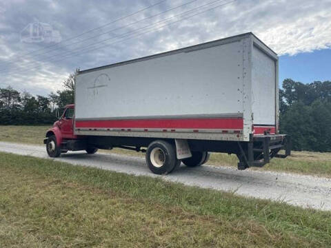2001 International 4900
