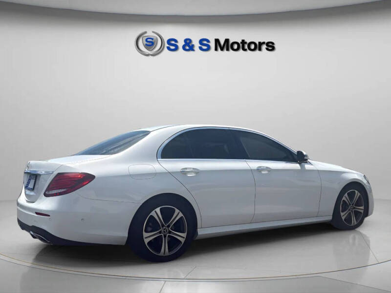 2018 Mercedes-Benz E-Class E 300