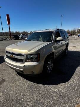2007 Chevrolet Tahoe for sale at LEE AUTO SALES in McAlester OK