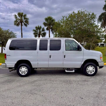 2011 Ford E-350