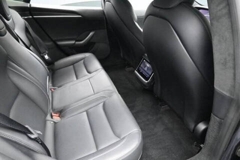 2022 Tesla Model S Plaid