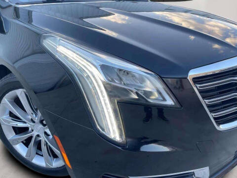 2018 Cadillac XTS Standard