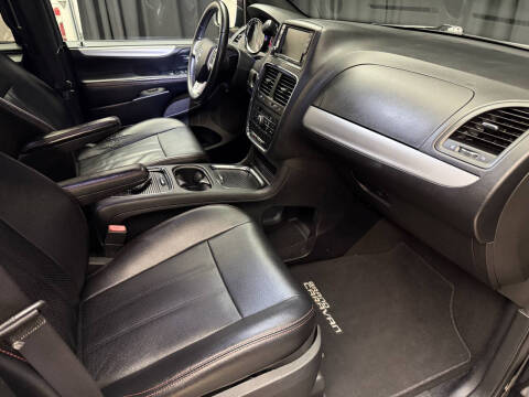 2016 Dodge Grand Caravan R/T