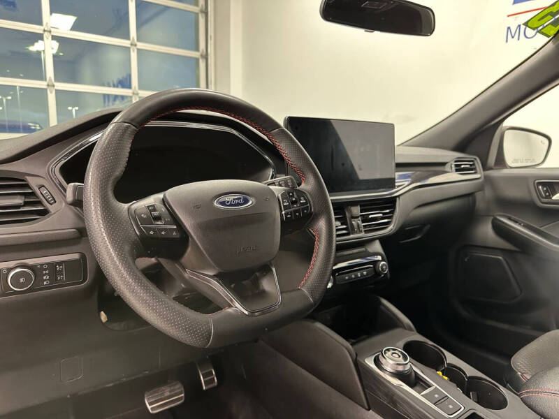2023 Ford Escape ST-Line Select