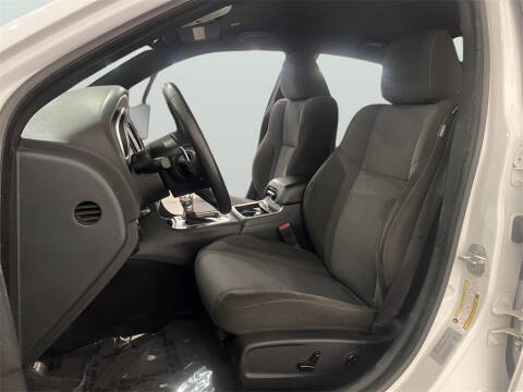 2017 Dodge Charger SXT