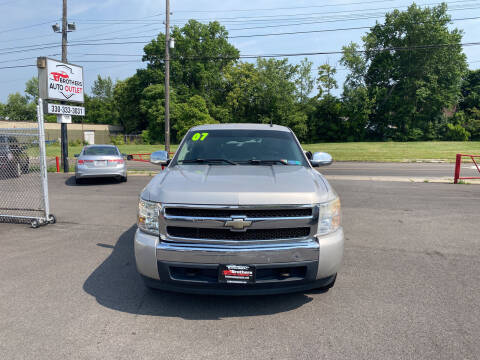 2007 Chevrolet Silverado 1500 for sale at Brothers Auto Group - Brothers Auto Outlet in Youngstown OH