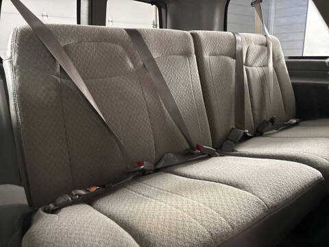 2024 Chevrolet Express LT 3500