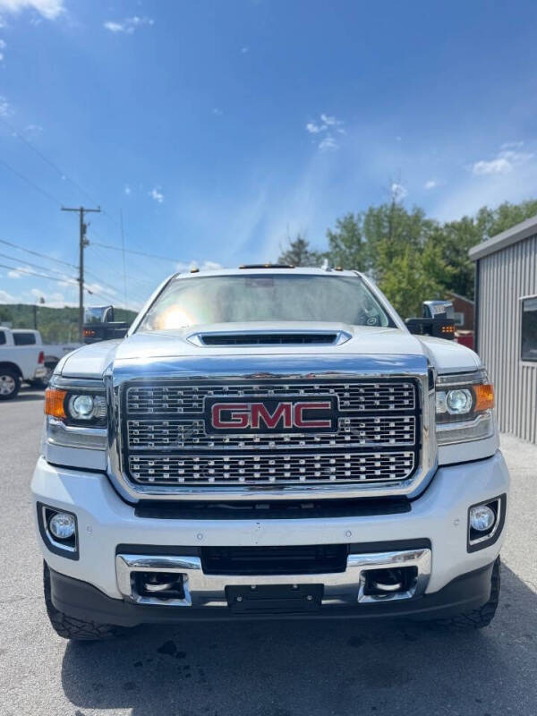 2018 GMC Sierra 2500HD Denali