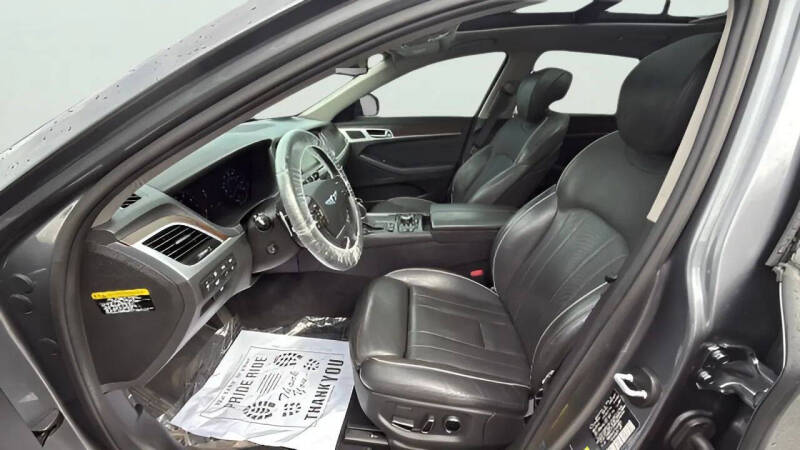 2015 Hyundai Genesis