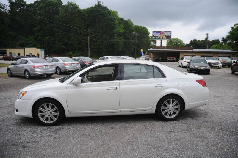 2009 Toyota Avalon for sale at RICHARDSON MOTORS in Anderson SC