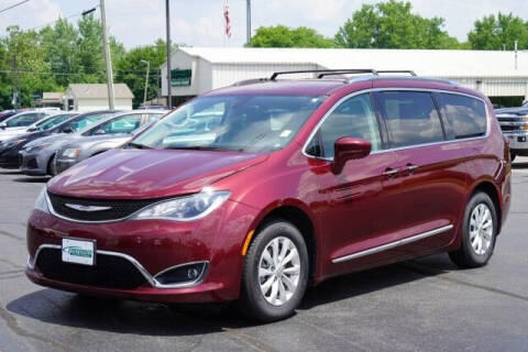 2019 Chrysler Pacifica for sale at Preferred Auto in Fort Wayne IN