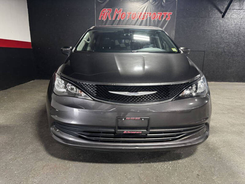 2017 Chrysler Pacifica Touring