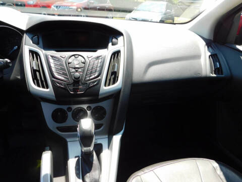 2014 Ford Focus SE