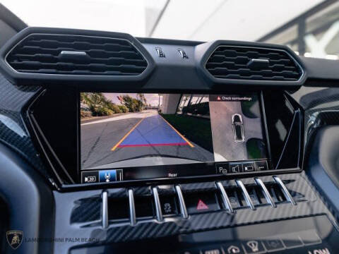 2024 Lamborghini Urus Performante