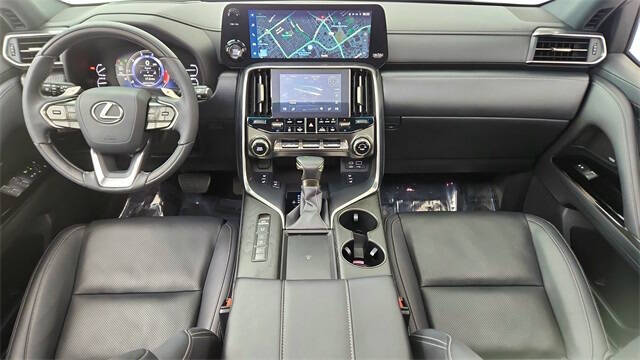 2023 Lexus LX 600 Luxury