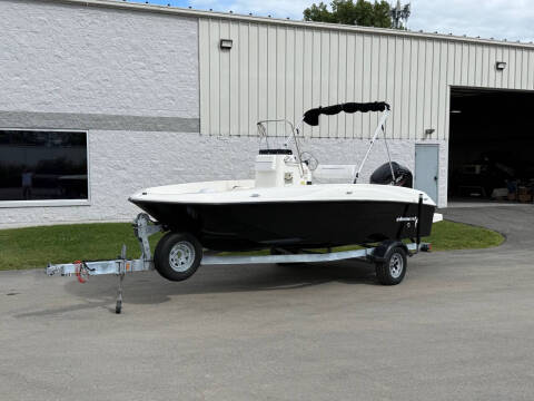 2016 Bayliner 18 Element