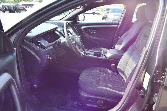 2017 Ford Taurus SEL