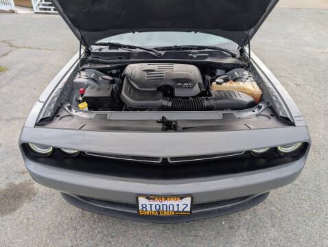 2018 Dodge Challenger SXT