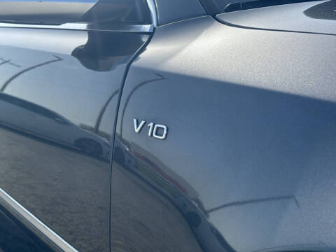 2007 Audi S8 quattro