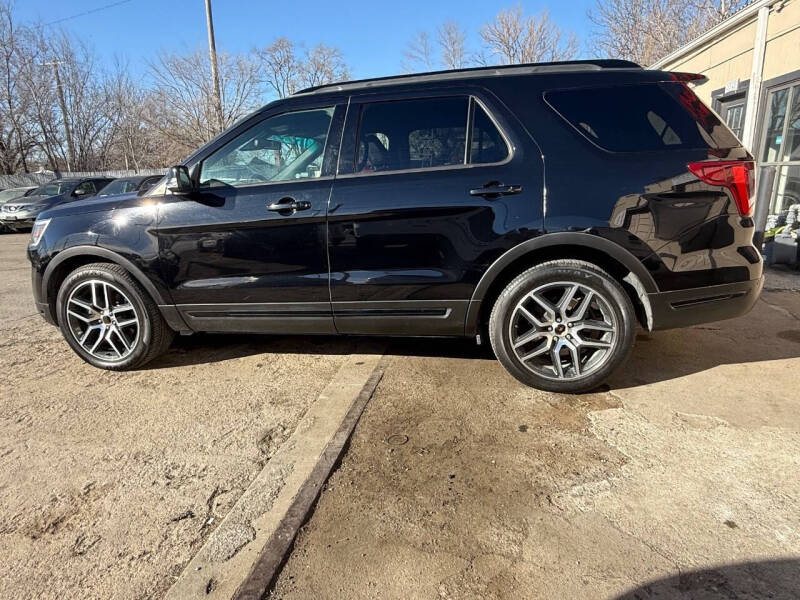2018 Ford Explorer Sport