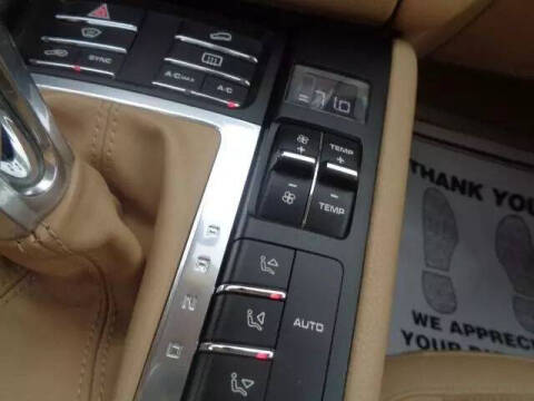 2015 Porsche Macan S