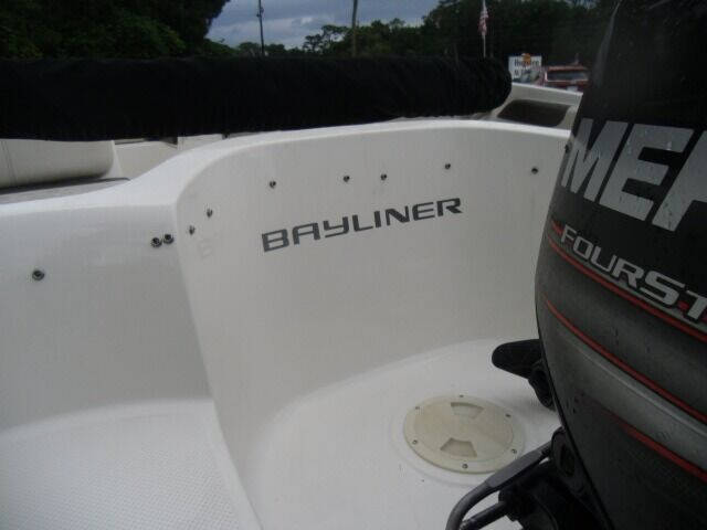 2019 Bayliner Element E18