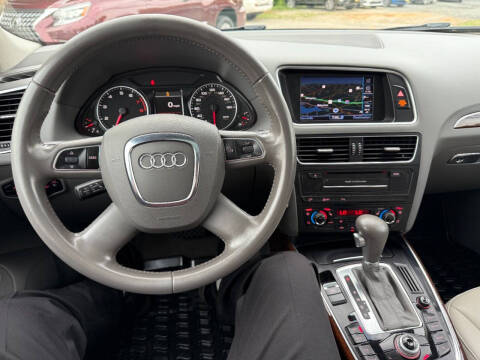 2012 Audi Q5 2.0T quattro Premium Plus