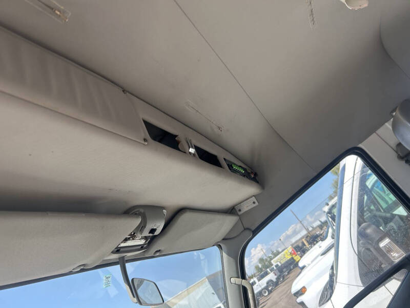 1996 Mitsubishi CANTER