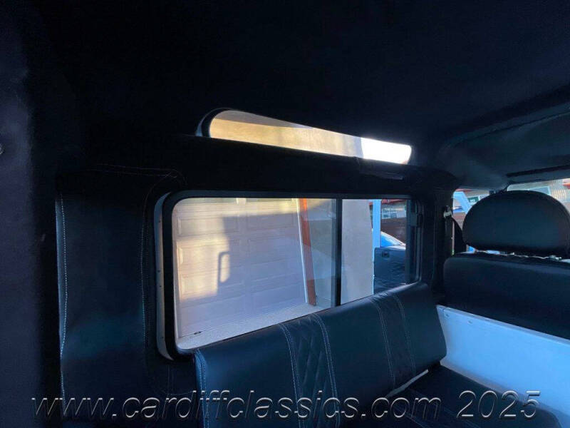 1985 Land Rover Defender