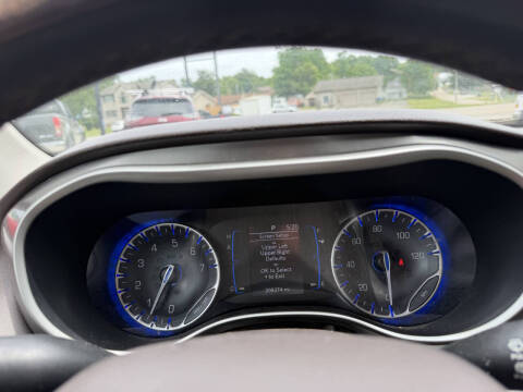 2017 Chrysler Pacifica Touring Plus