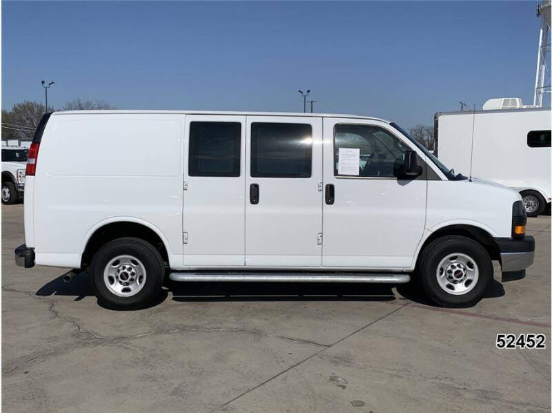 2024 GMC Savana 2500