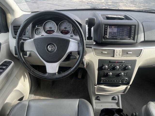 2010 Volkswagen Routan