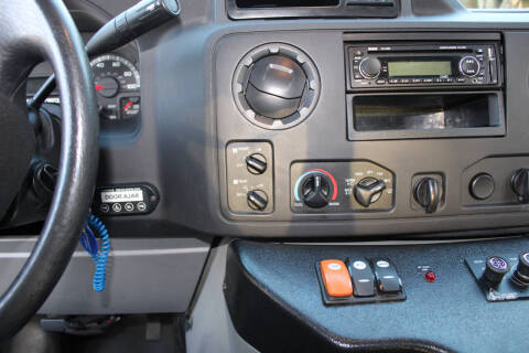 2015 Ford E-Series E-350 SD