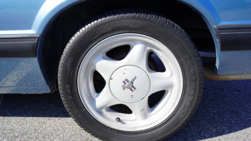 1990 Ford Mustang LX 5.0