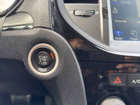 2012 Chrysler 300 S V6