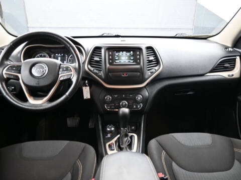 2016 Jeep Cherokee