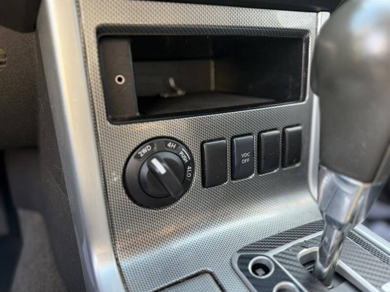 2008 Nissan Pathfinder SE