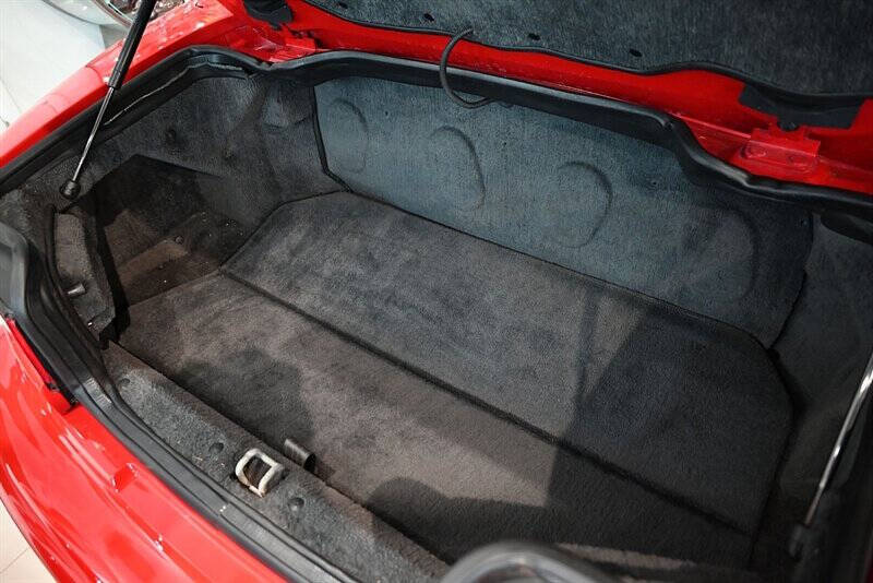 1997 Aston Martin DB7 29