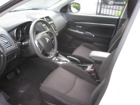 2018 Mitsubishi Outlander Sport LE